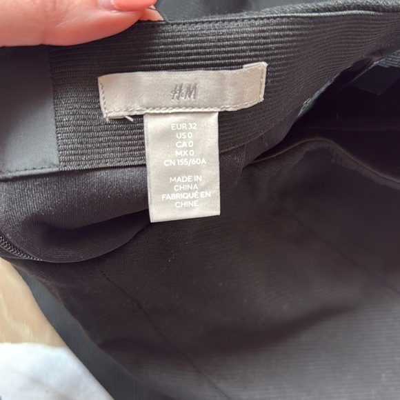 H&M Flared Skirt - Picture 5 of 5